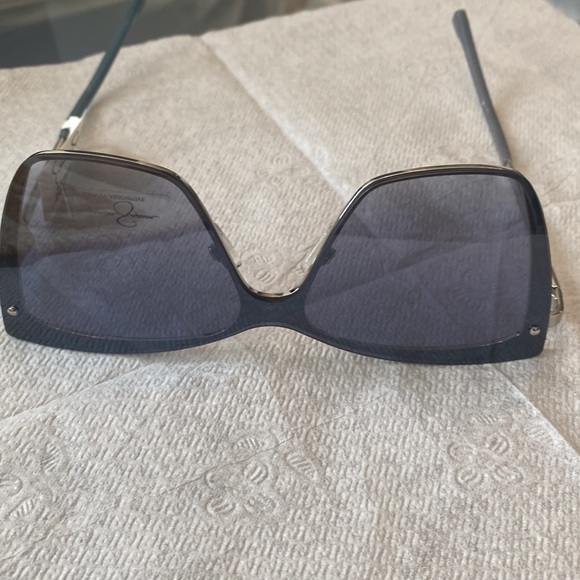 Jessica Simpson women’s sunglasses - Picture 9 of 10